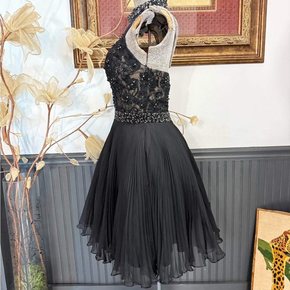 JVN by Jovani Black Halter Prom Dress - Picture 3 of 12